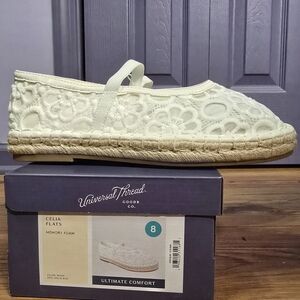 Universal Thread Women's Celia Flats Size 8 NWT